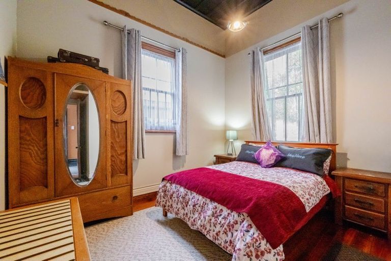 Photo of property in 4a Seaview Terrace, Bluff Hill, Napier, 4110