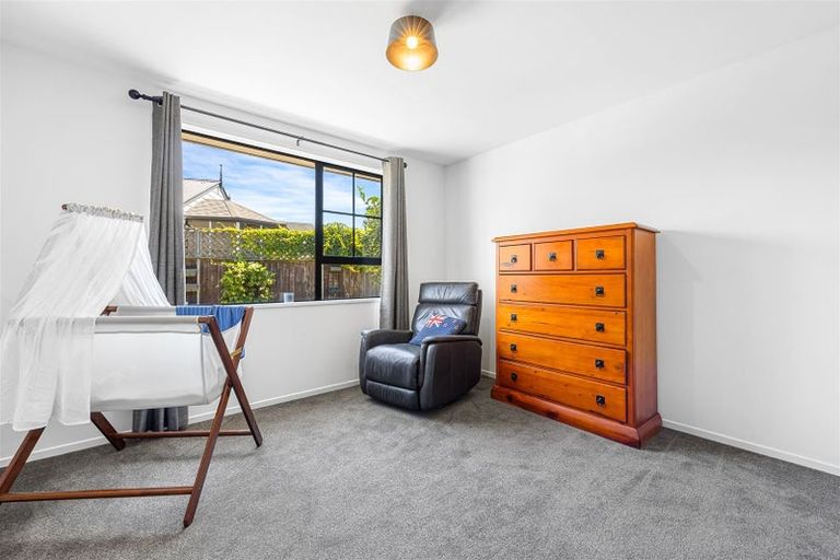 Photo of property in 12 Dunbarton Street, Redwood, Christchurch, 8051