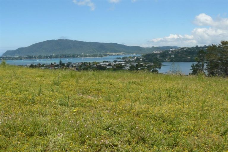 Photo of property in 17 Azimuth Road, Tairua, 3508