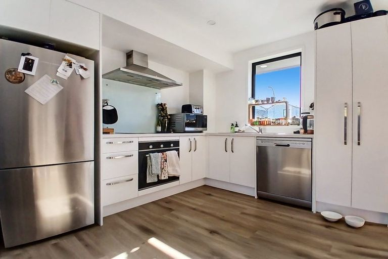 Photo of property in 43 Cessna Crescent, Mangere, Auckland, 2022