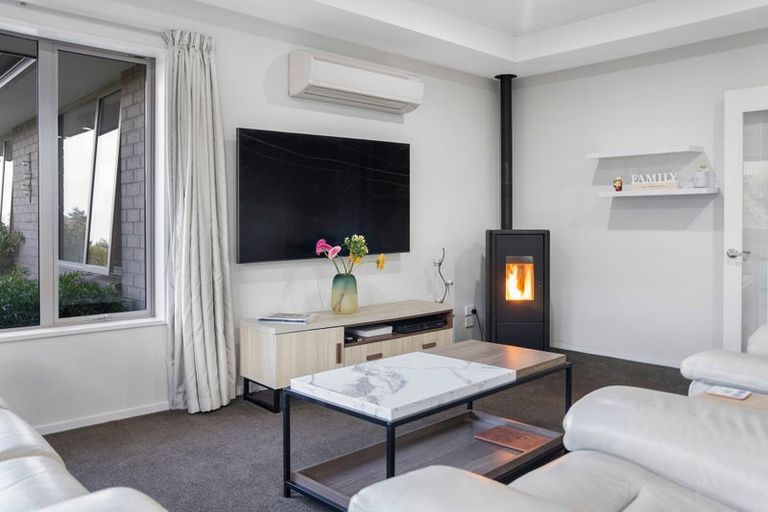 Photo of property in 4 Sutherland Drive, Kaiapoi, 7630