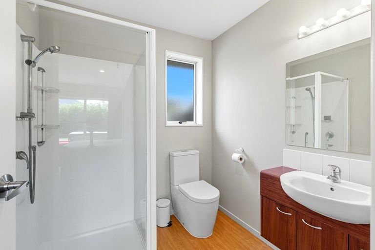 Photo of property in 21 Blowers Place, Halswell, Christchurch, 8025