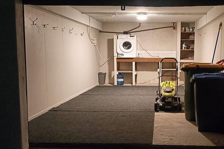 Photo of property in 1/24 Lambley Road, Titahi Bay, Porirua, 5022