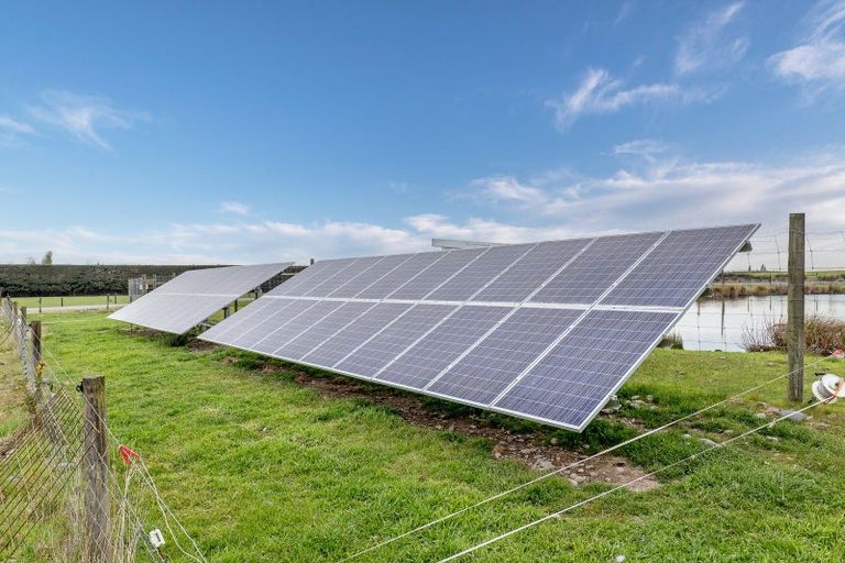 Photo of property in 814 Halkett Road, West Melton, Christchurch, 7671