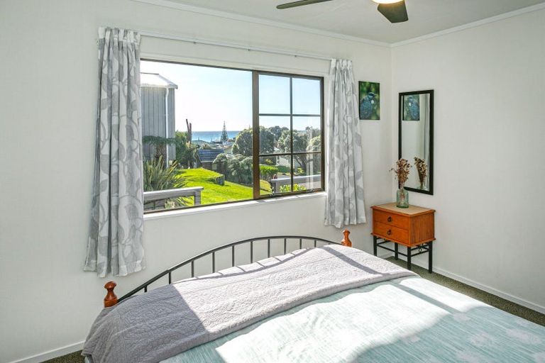 Photo of property in 216 Russell Bruce Place, Onemana, Whangamata, 3691