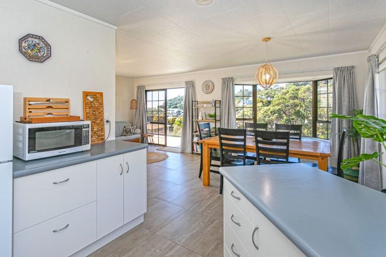 Photo of property in 216 Russell Bruce Place, Onemana, Whangamata, 3691