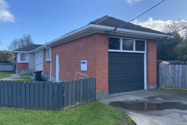 Photo of property in 6 Mangaroa Hill Road, Clouston Park, Upper Hutt, 5018