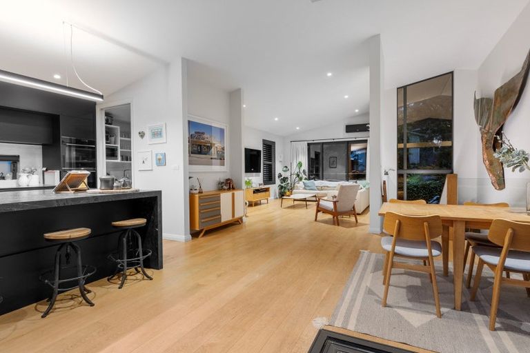 Photo of property in 37 Fourteenth Avenue, Tauranga South, Tauranga, 3112