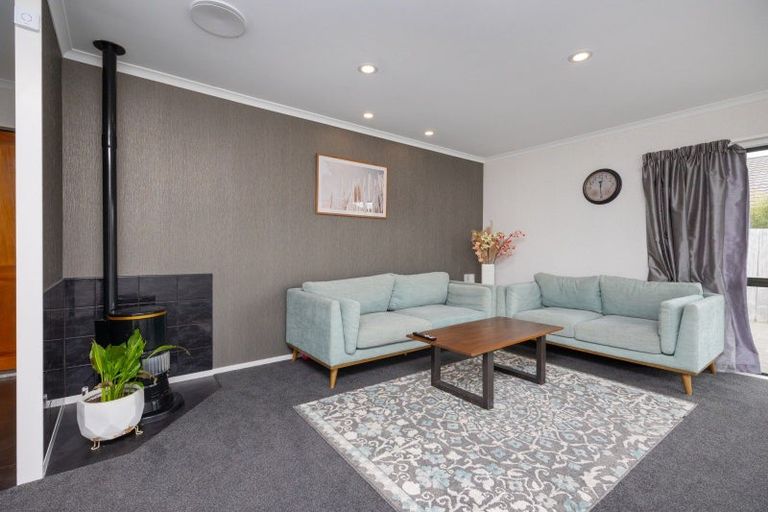 Photo of property in 10 Parnell Heights Drive, Kelvin Grove, Palmerston North, 4414