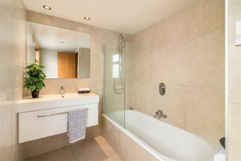 Photo of property in 96 Rossall Street, Merivale, Christchurch, 8014