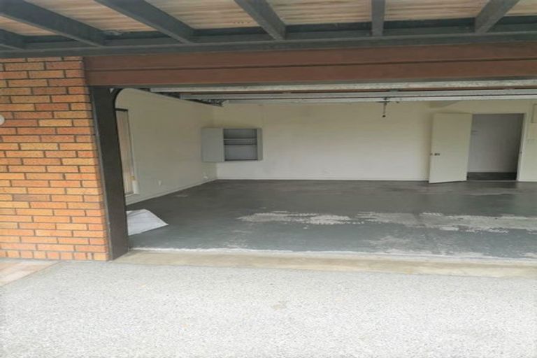 Photo of property in 7 Venus Place, Half Moon Bay, Auckland, 2012