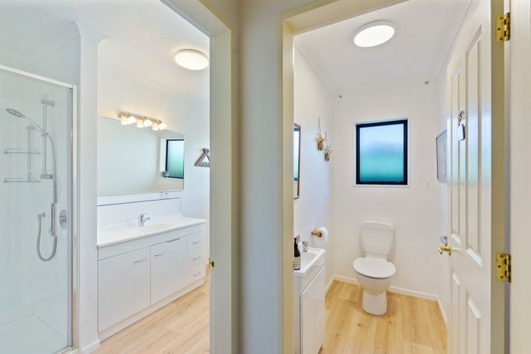 Photo of property in 29 Rifleman Lane, Paraparaumu Beach, Paraparaumu, 5032