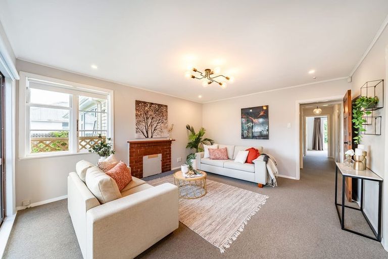 Photo of property in 18 Atiawa Crescent, Waiwhetu, Lower Hutt, 5010