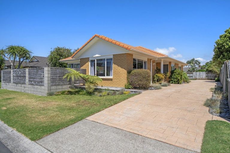 Photo of property in 4 Appaloosa Place, Papamoa Beach, Papamoa, 3118