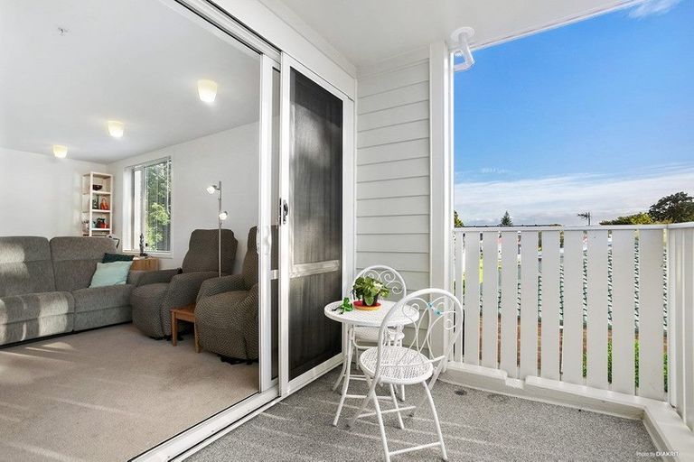 Photo of property in Bloom Swanson, 112/21b Swanson Road, Henderson, Auckland, 0610