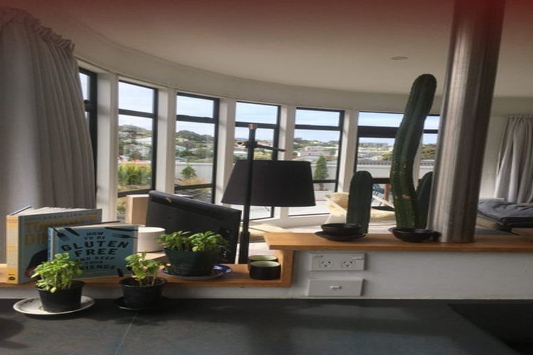 Photo of property in 566n Adelaide Road, Berhampore, Wellington, 6023