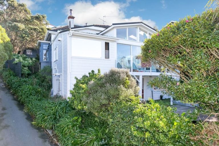 Photo of property in 63 Roseneath Terrace, Roseneath, Wellington, 6011