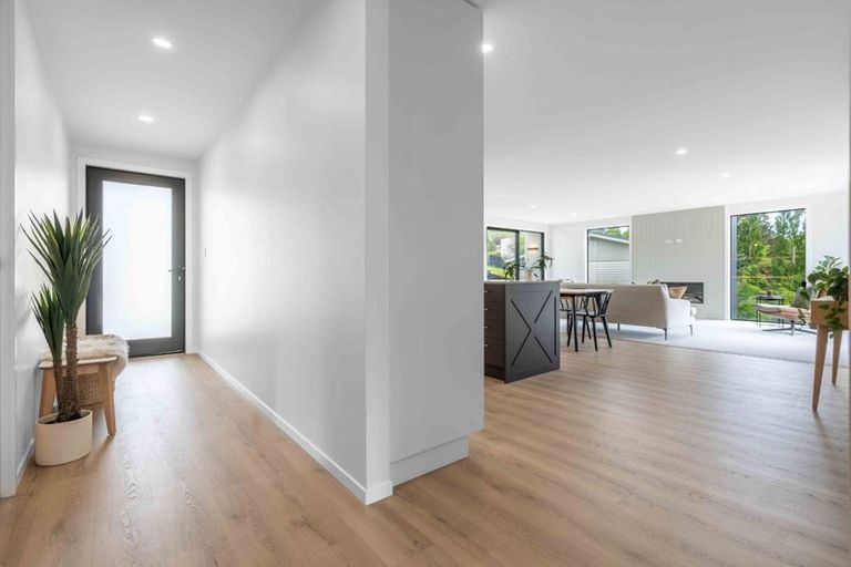 Photo of property in 13 Mitre Street, Gore, 9710