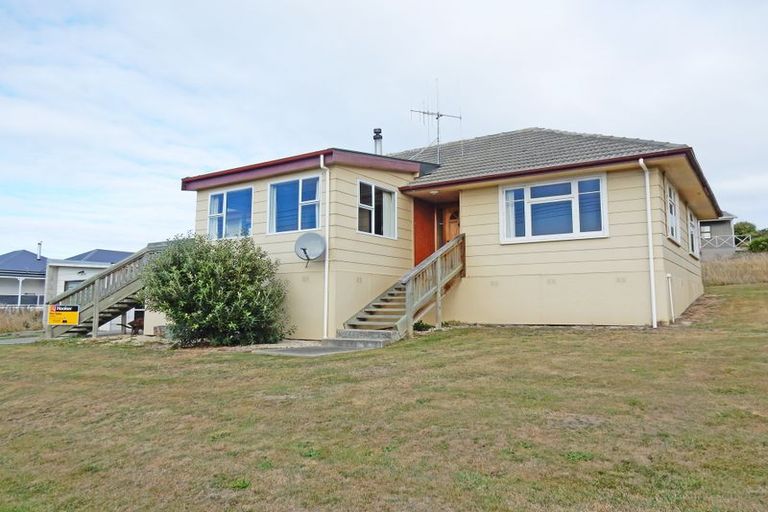 Photo of property in 15 Semple Street, Kakanui, Oamaru, 9495