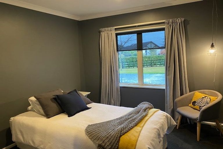 Photo of property in 8 Rossington Drive, West Melton, 7618