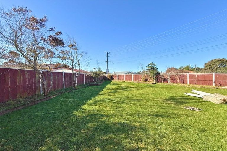 Photo of property in 55 Mosston Road, Castlecliff, Whanganui, 4501