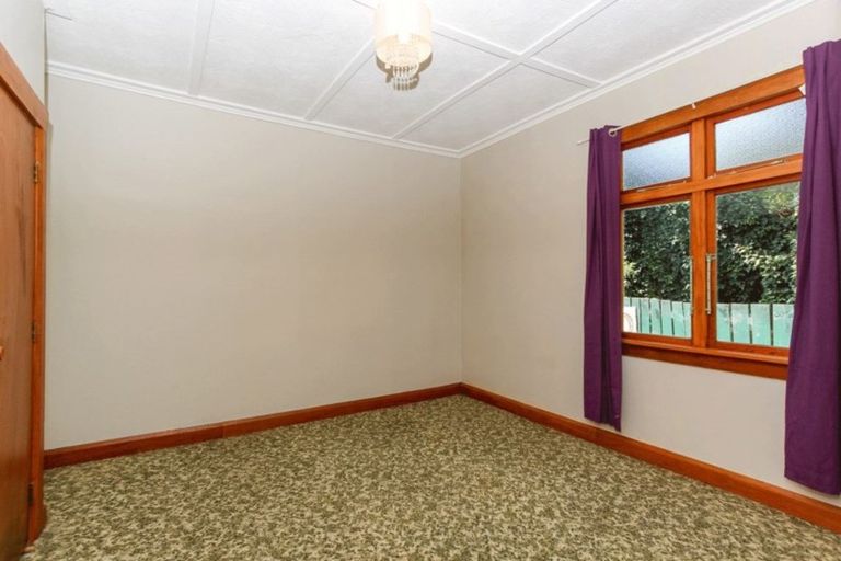Photo of property in 15a Sycamore Grove, Lower Vogeltown, New Plymouth, 4310