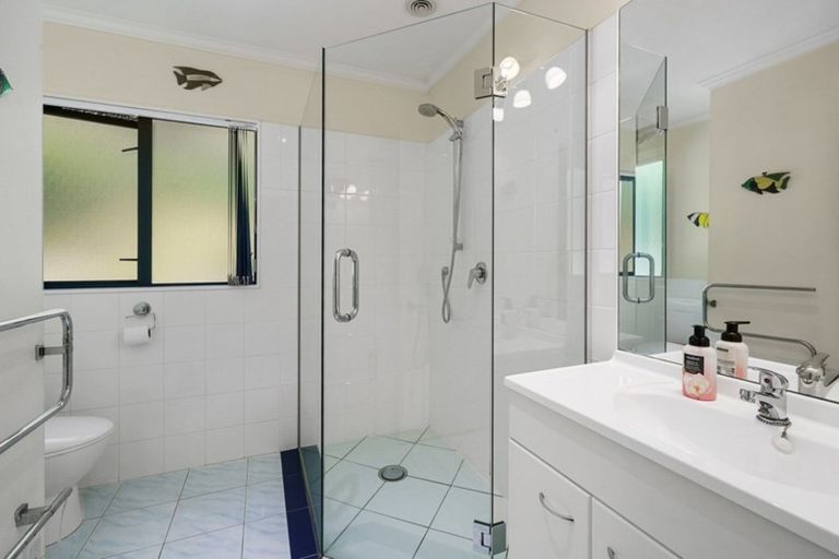 Photo of property in 103 Huia Street, Waikanae, 5391