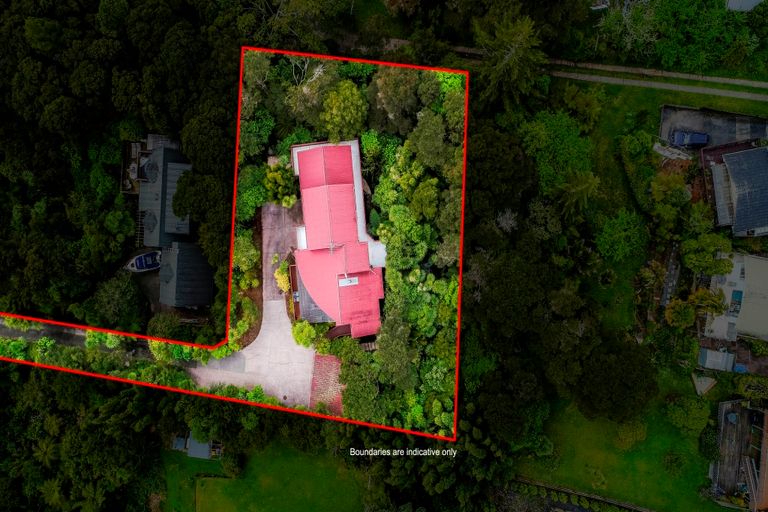 Photo of property in 79 Hilling Street, Titirangi, Auckland, 0604