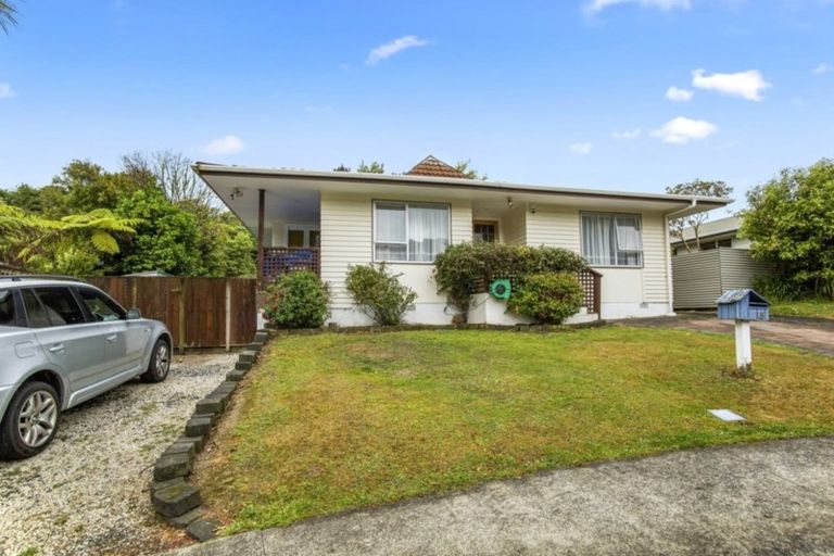 Photo of property in 18 Carvel Lane, Whitby, Porirua, 5024