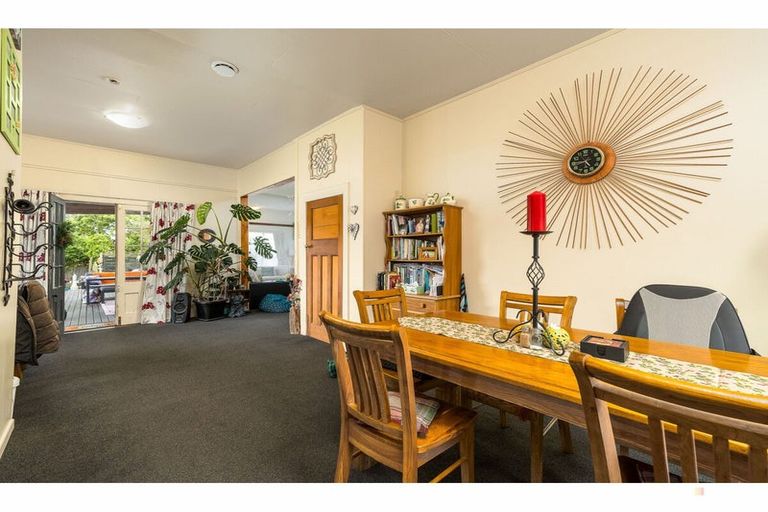 Photo of property in 13 Queens Terrace, Waimate, 7978