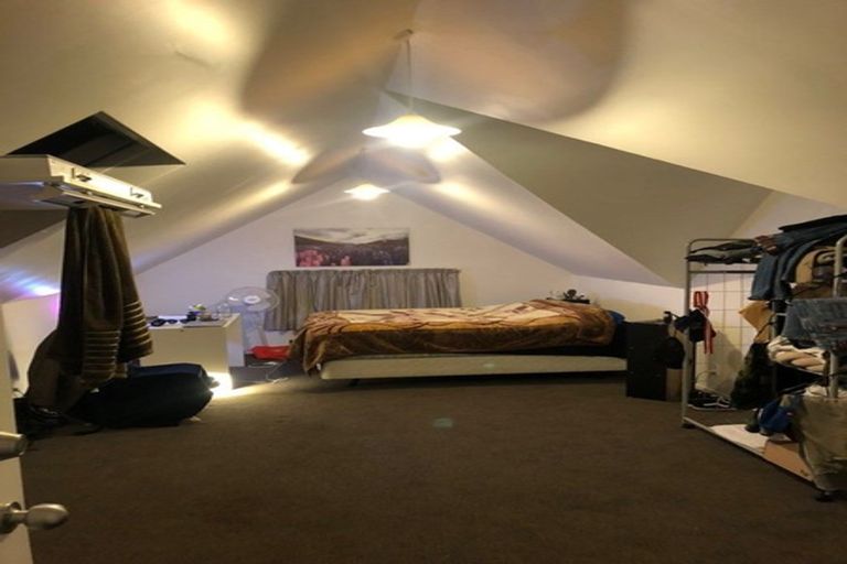 Photo of property in 1/11 Crieff Street, Northland, Wellington, 6012