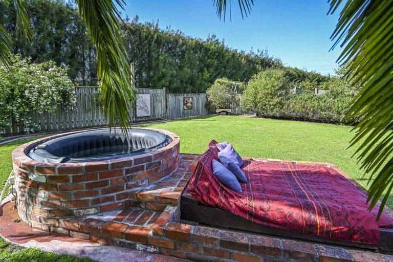 Photo of property in 74 Longlands Road, Longlands, Hastings, 4172