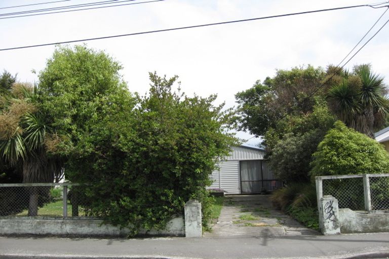 Photo of property in 12 Catherine Street, Woolston, Christchurch, 8023