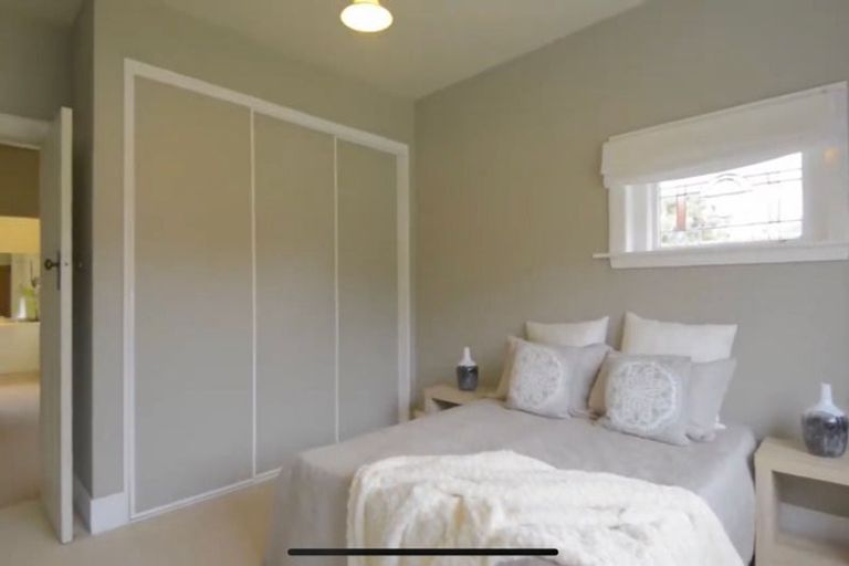 Photo of property in 9 Martin Avenue, Beckenham, Christchurch, 8023