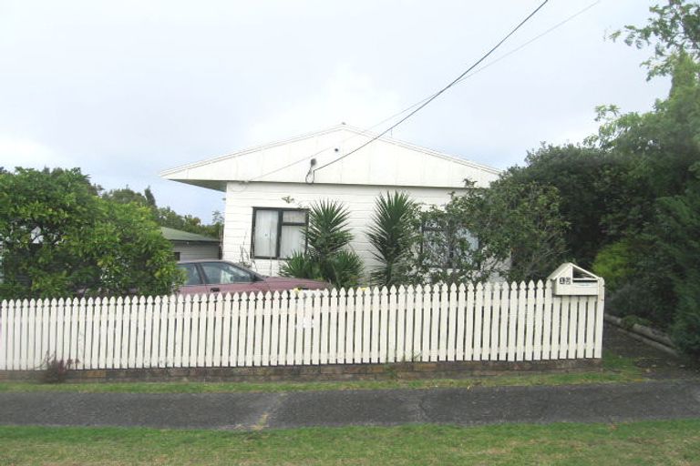 Photo of property in 19 Huka Road, Birkenhead, Auckland, 0626