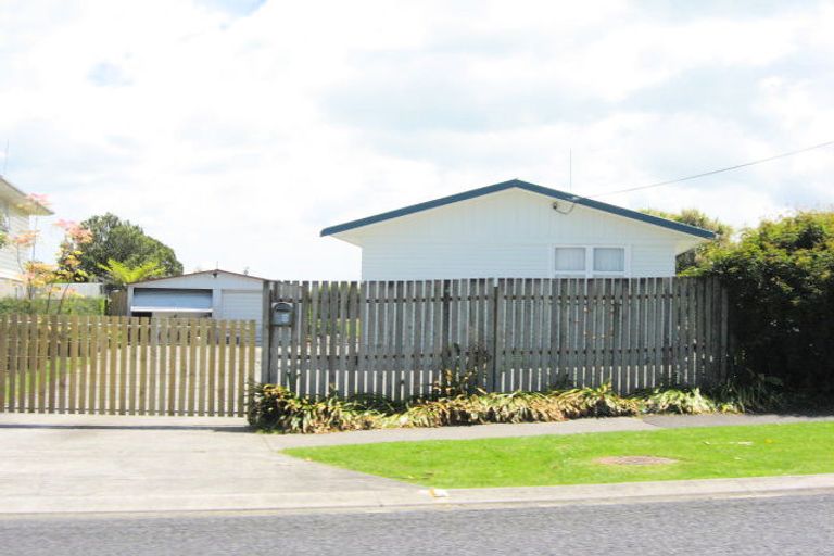 Photo of property in 40 Tapu Road, Huapai, Kumeu, 0810