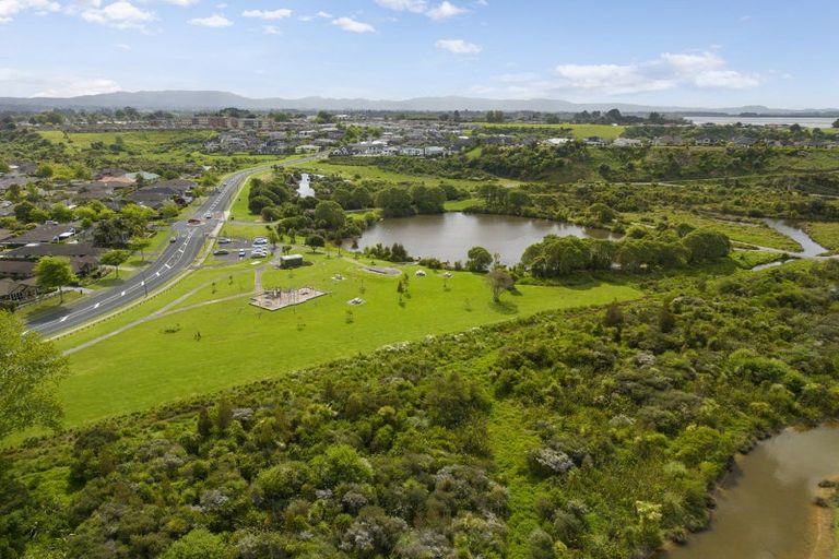 Photo of property in 66 Saint Pauls Drive, Brookfield, Tauranga, 3110