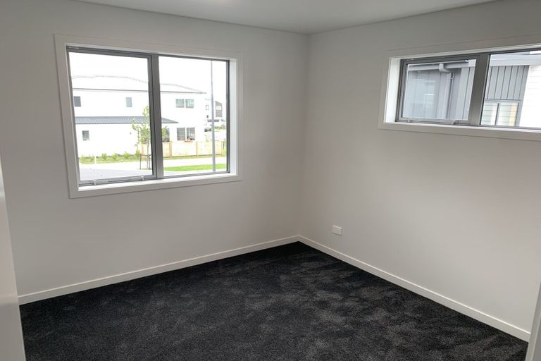 Photo of property in 21 Kabardin Street, Karaka, Papakura, 2113