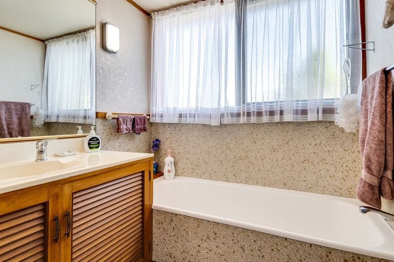 Photo of property in 13 Totara Street, Taradale, Napier, 4112