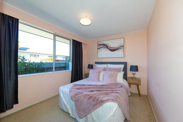 Photo of property in 2/311 Ikanui Road, Frimley, Hastings, 4120