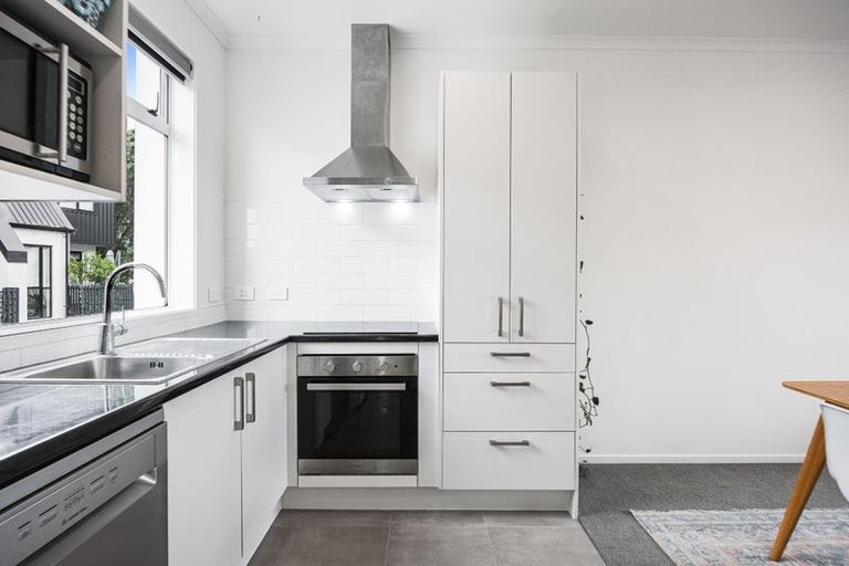 Photo of property in 25 Marine Parade, Hobsonville, Auckland, 0616