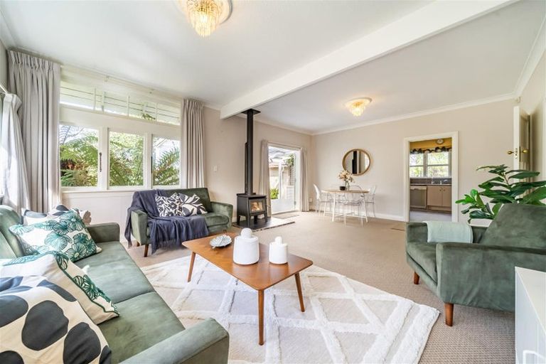 Photo of property in 37 Linwood Drive, Paraparaumu, 5032