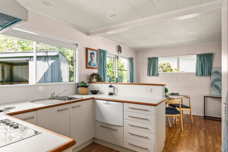 Photo of property in 15 Byron Street, Te Hapara, Gisborne, 4010