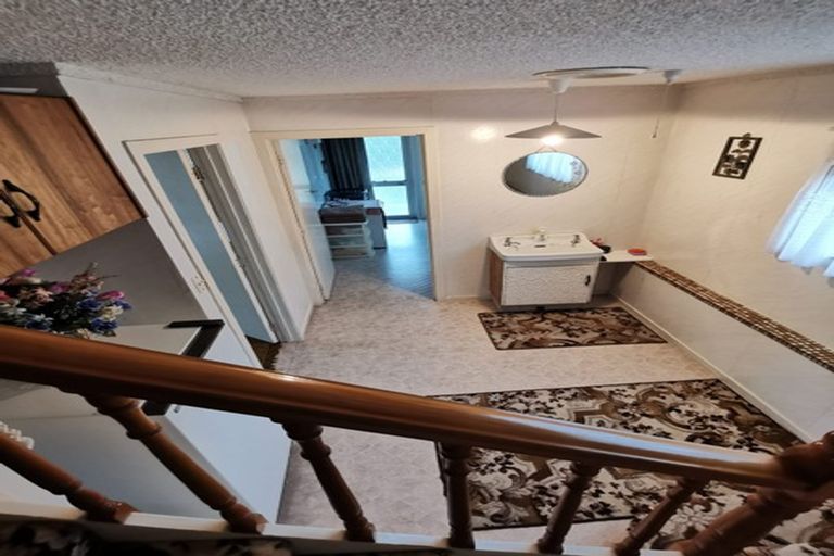 Photo of property in 15 Bickerstaffe Road, Maungaturoto, 0520