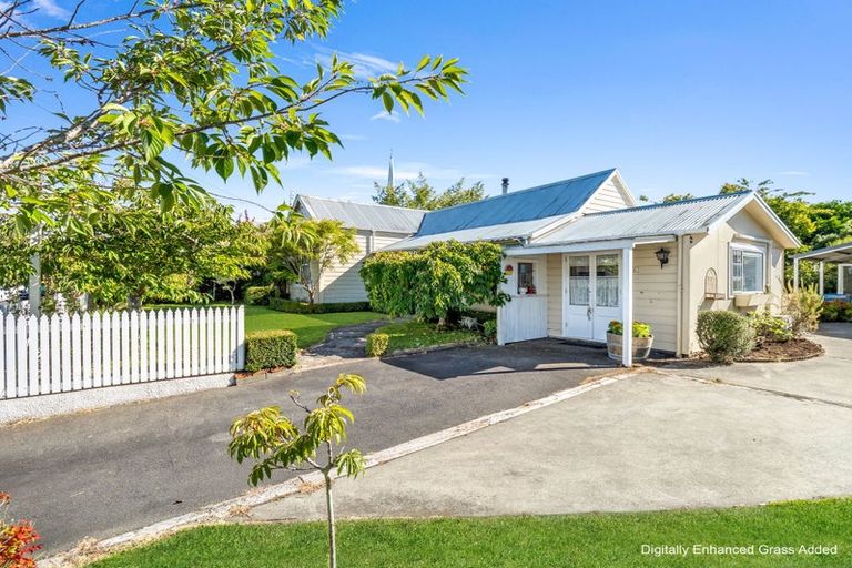 Photo of property in 6 Gibson Street, Aramoho, Whanganui, 4500