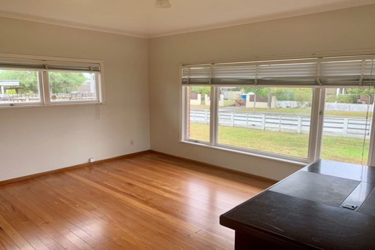 Photo of property in 6 Mildmay Road, Henderson, Auckland, 0610
