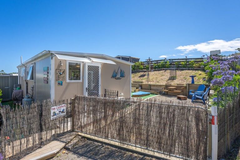 Photo of property in 20 Tasman Road, Otaki Beach, Otaki, 5512