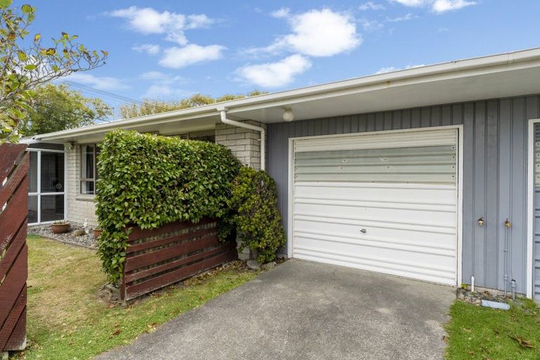 Photo of property in 41 Alexander Road, Raumati Beach, Paraparaumu, 5032