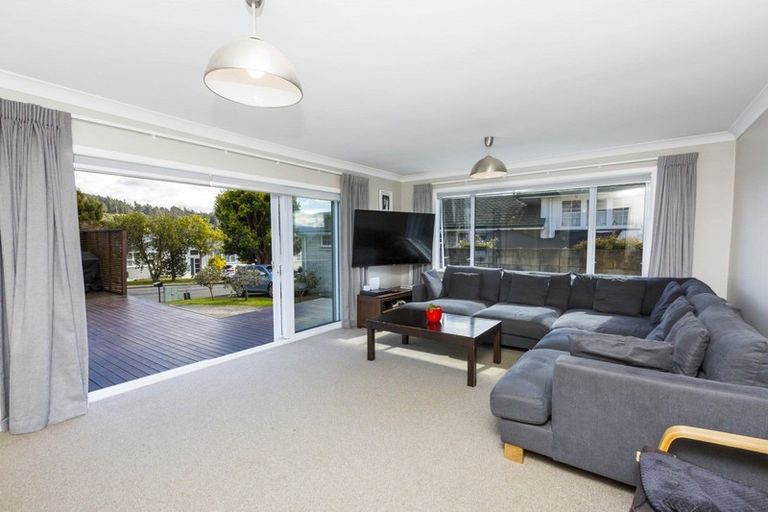 Photo of property in 23 Sunbrae Drive, Silverstream, Upper Hutt, 5019