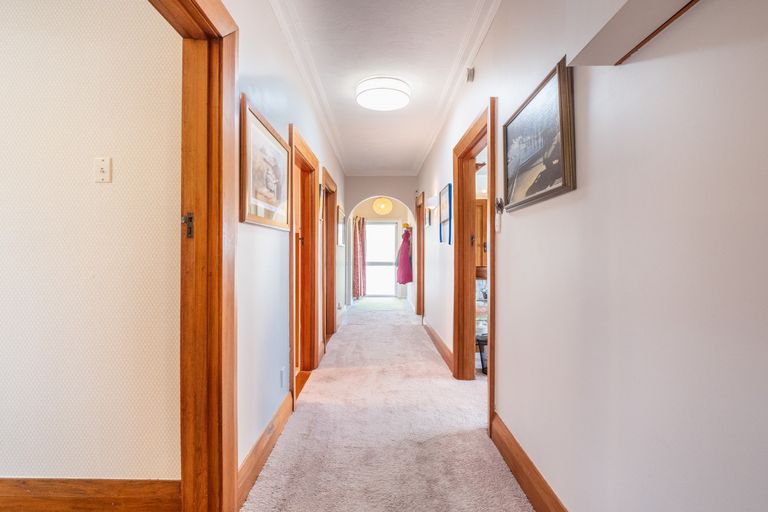 Photo of property in 17 Scotland Terrace, Green Island, Dunedin, 9018